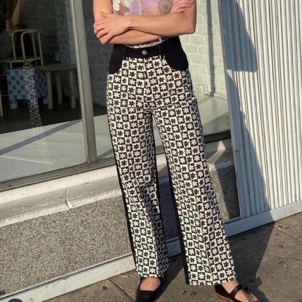 Lisa Says Gah Black and White Wide Leg Jeans